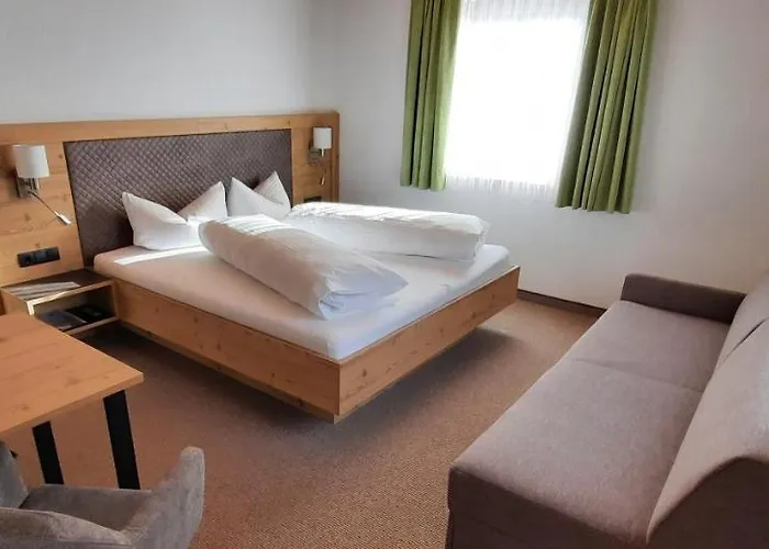 萨尔巴赫酒店 酒店